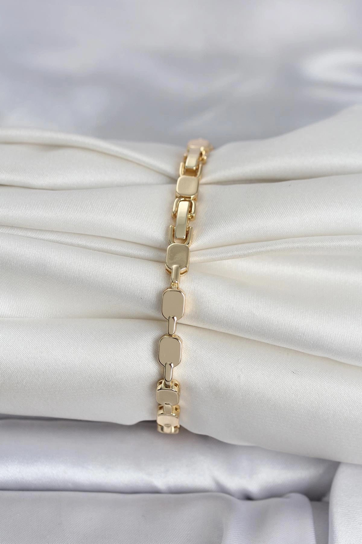 Mey İthalat® Pirinç Zirkon Taşlı Gold Renk Kadın Bileklik
