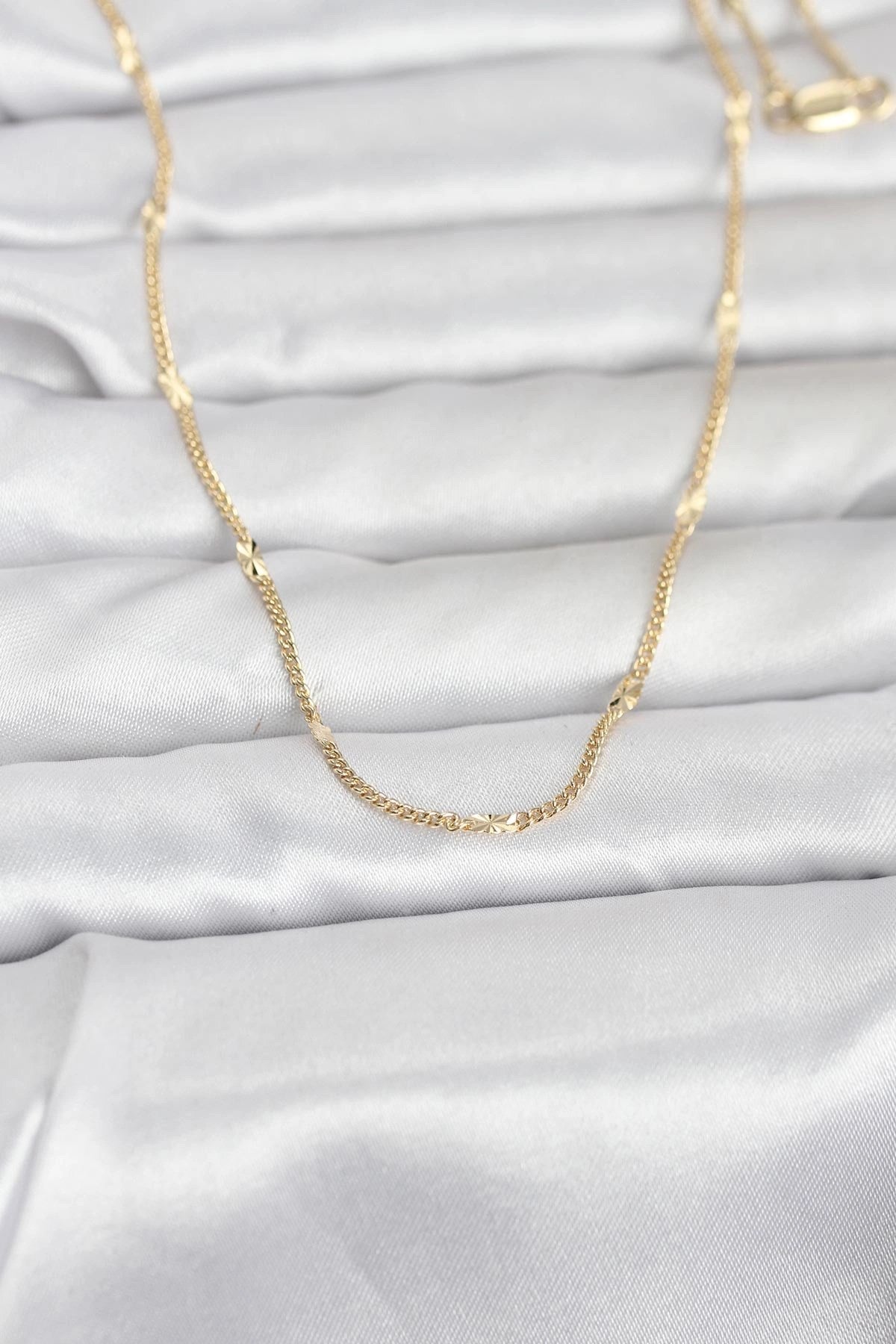 Mey İthalat® CM 14K Gold Renk Lazer Puntalı Model 60 cm Kadın Kolye