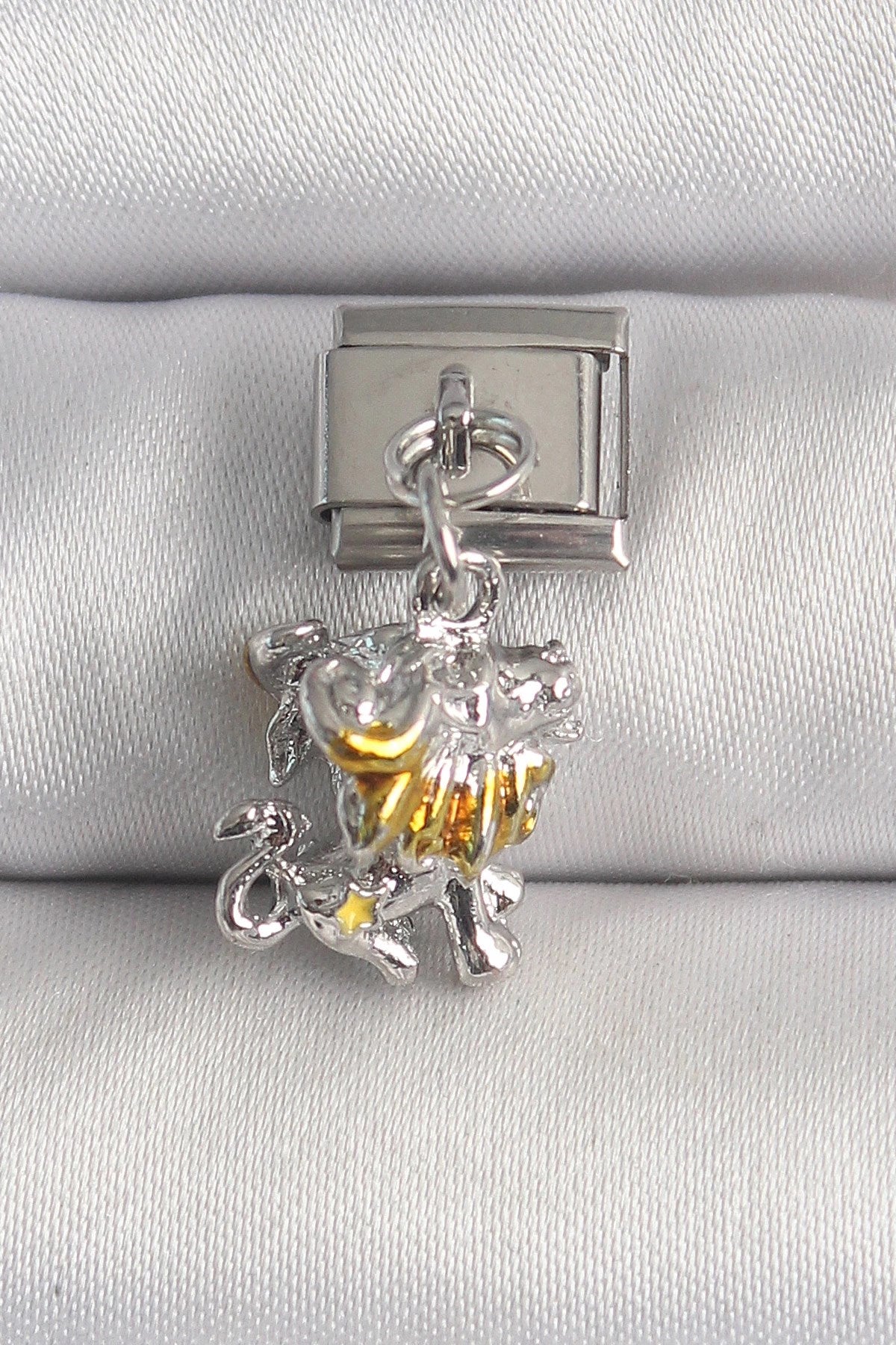 Mey İthalat® 316L Çelik Gümüş Renk Sallantı Aslan Model Nomination Charm