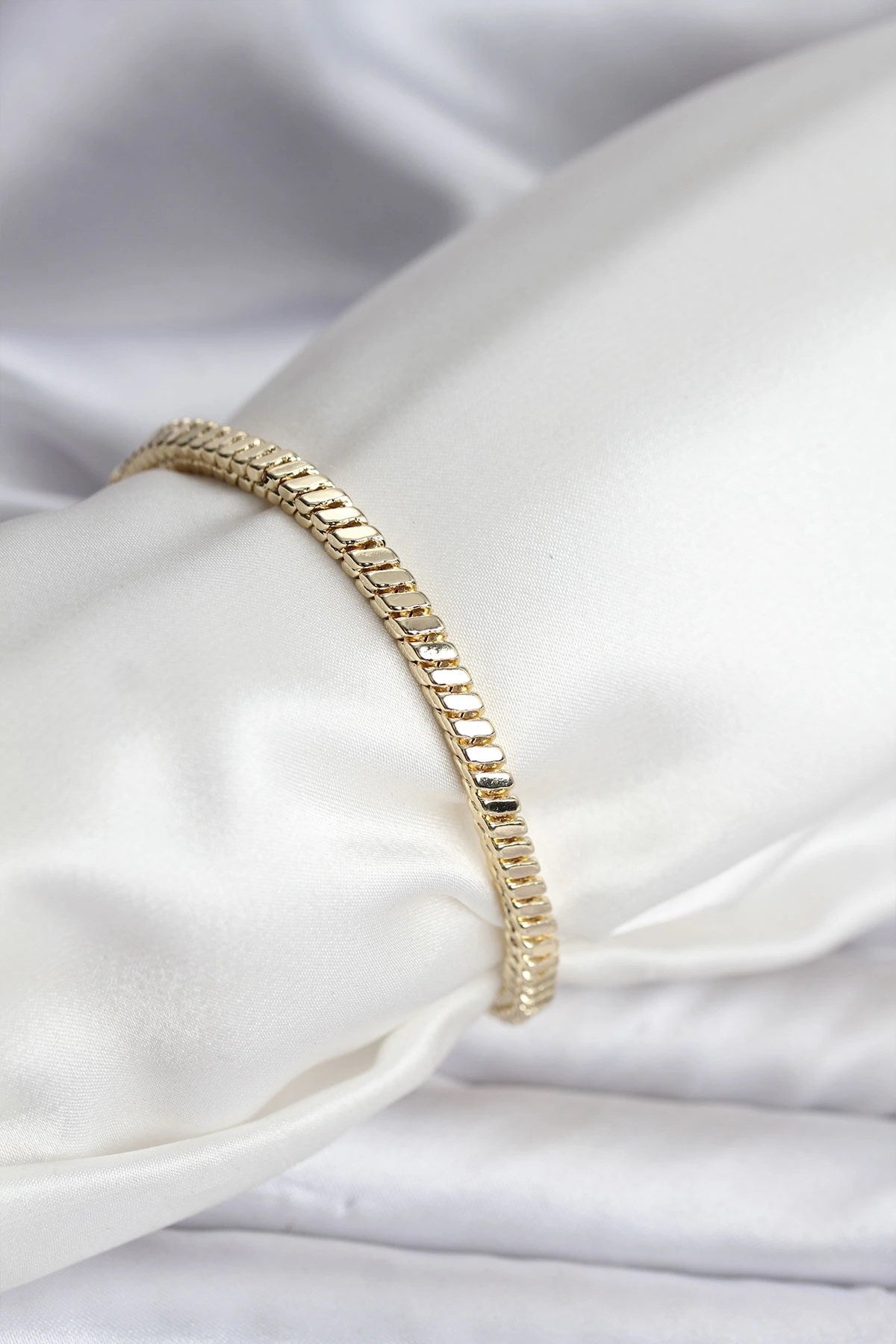 Mey İthalat® 14K Gold Renk Kaplama Kare Zincir Model CM Kadın Bileklik