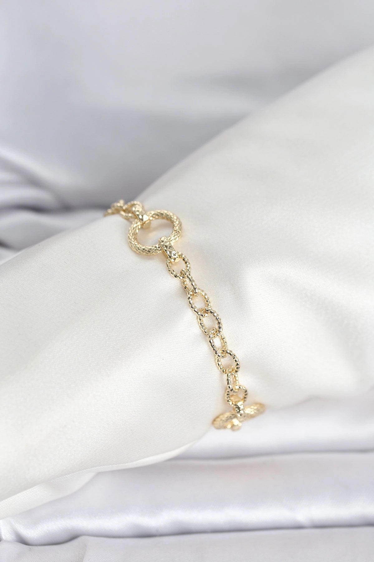 Mey İthalat® CM 14K Gold Renk Lazerli Halka Model Kadın Bileklik