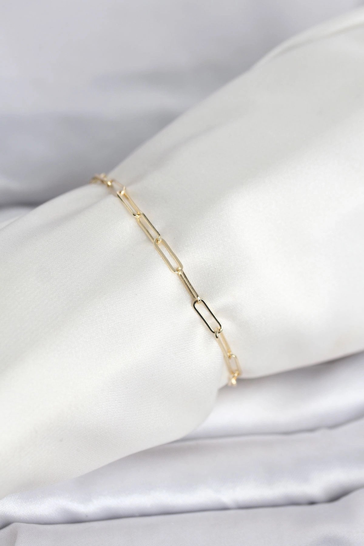 Mey İthalat® CM 14K Gold Renk Ataç Zincir Model Kadın Bileklik
