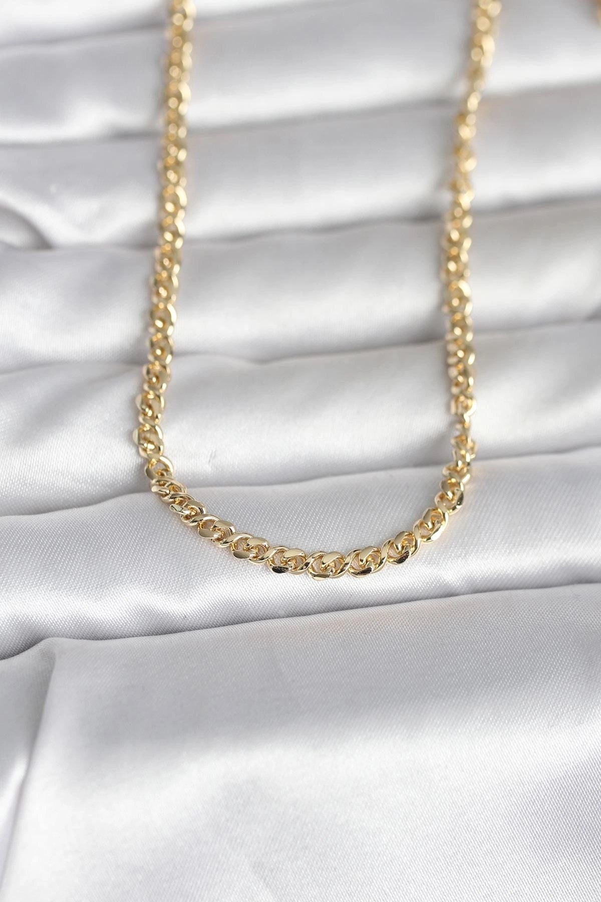 Mey İthalat® CM 14K Gold Renk Zincir Model 60 cm Kadın Kolye