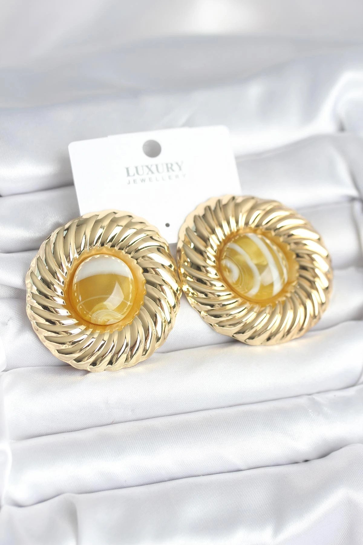 Mey İthalat® Pirinç Gold Renk Kehribar Boncuklu Vintage Kadın Küpe