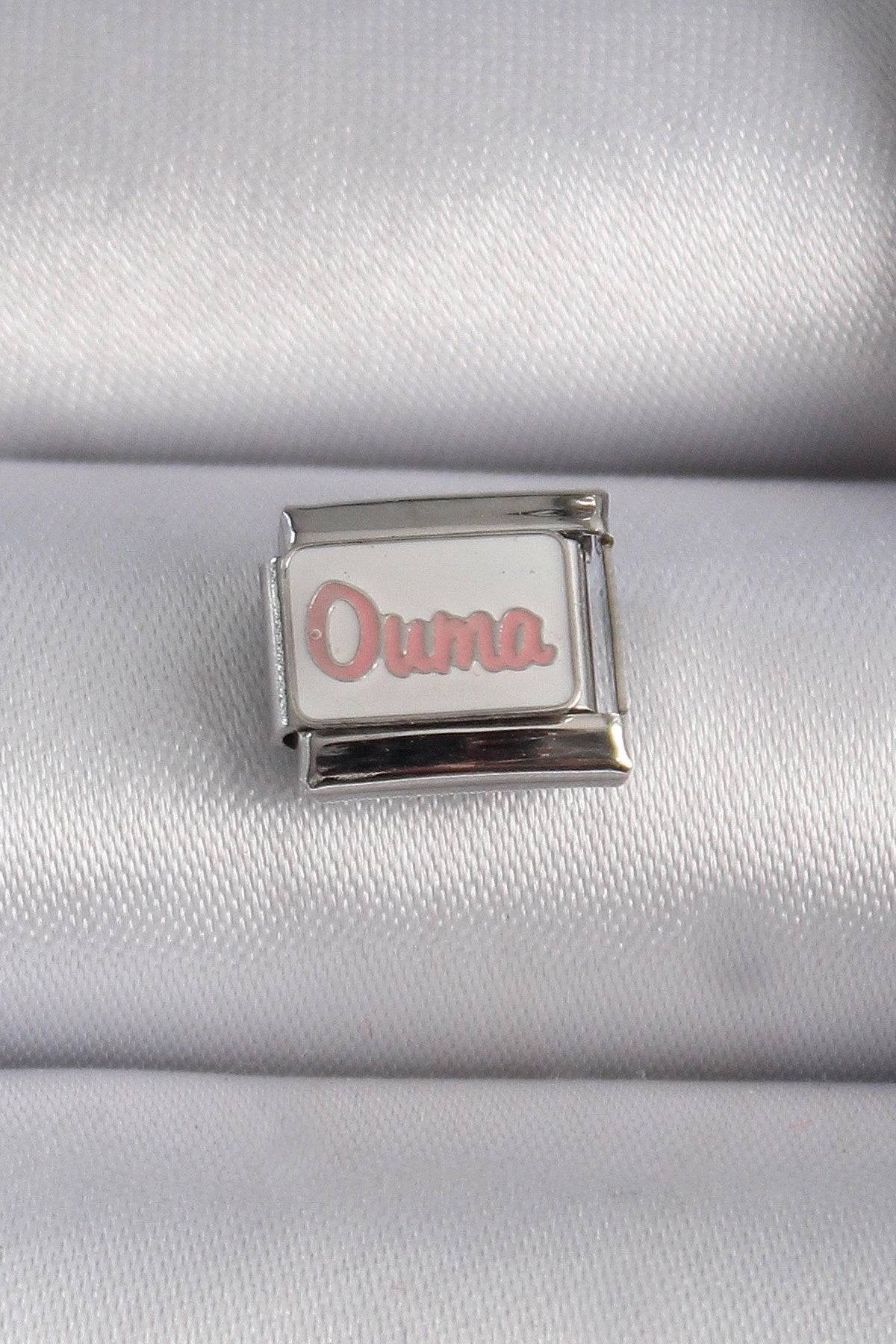 Mey İthalat® 316L Çelik Gümüş Renk Beyaz Pembe Ouma İşlemeli Nomination Charm