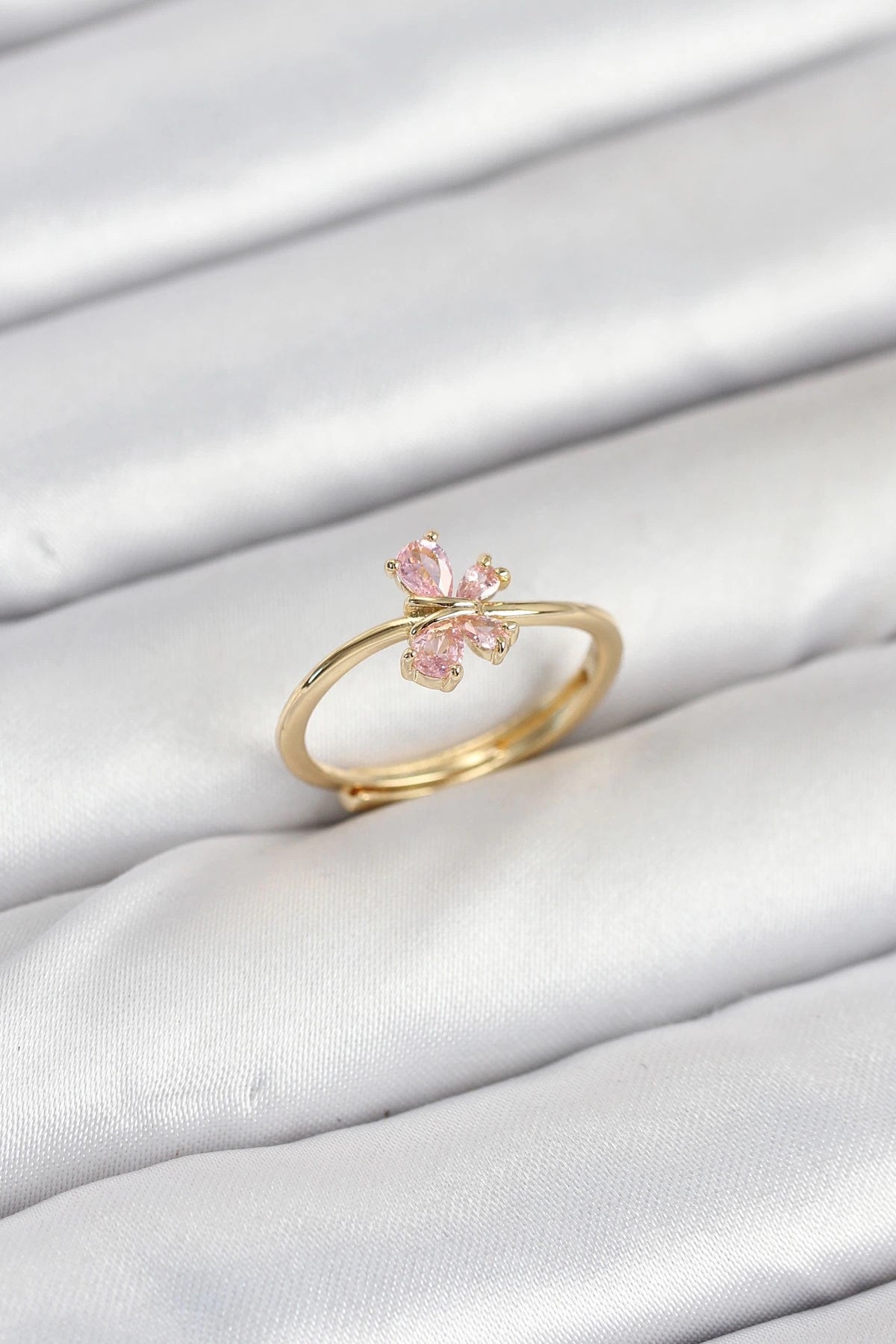 Mey İthalat® Pirinç Gold Renk Pembe Kelebek Kadın Yüzük