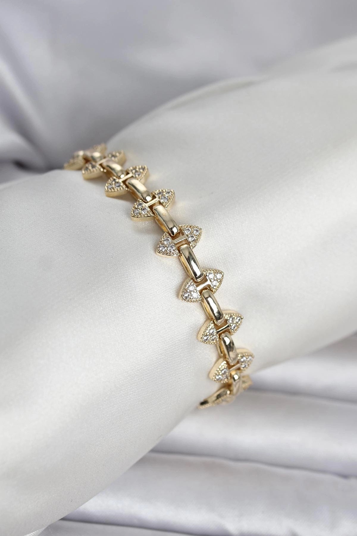 Mey İthalat® Pirinç Gold Renk Zirkon Taşlı Kadın Bileklik