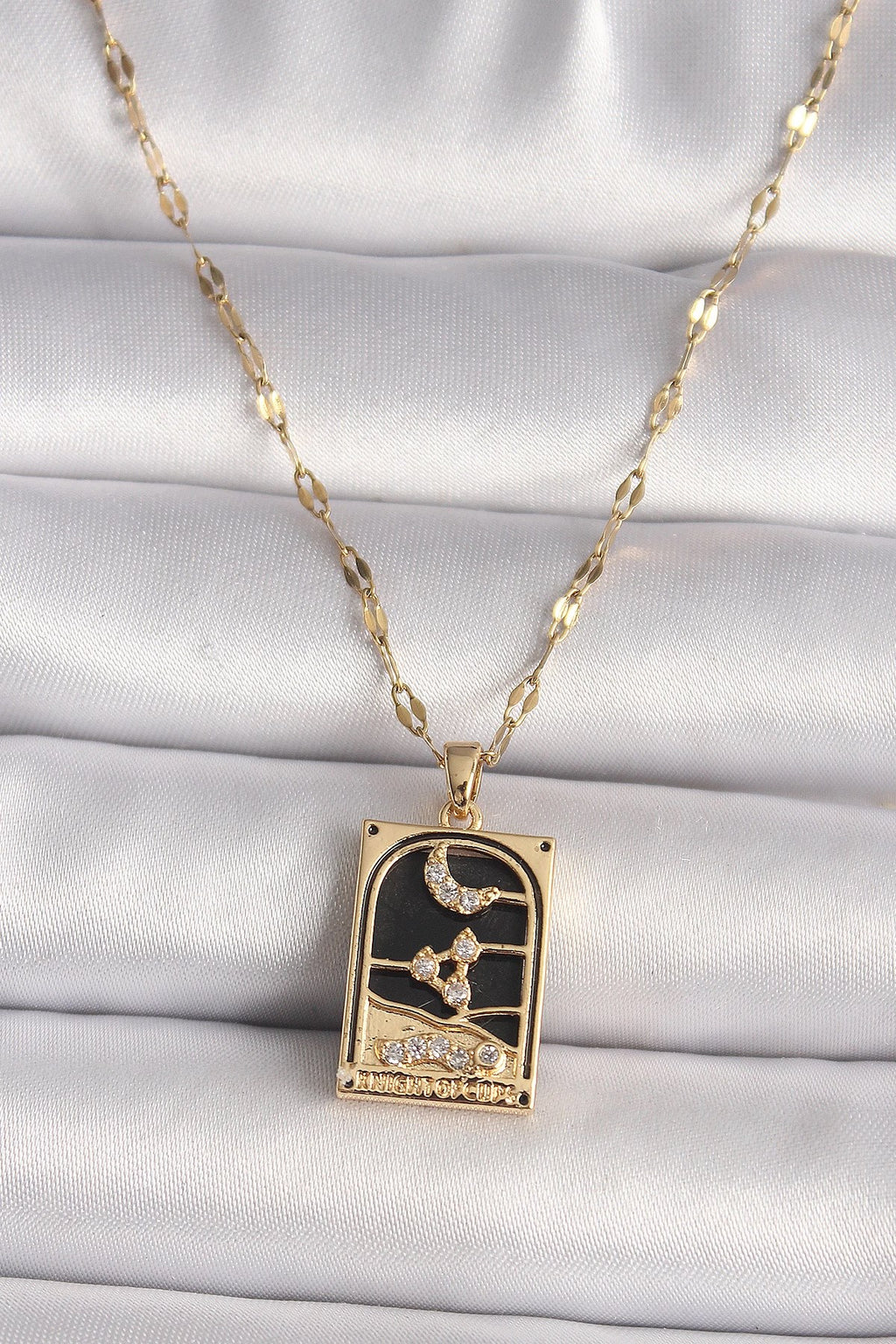 Mey İthalat® 316L Çelik Gold Renk Zirkon Taşlı Ay Figürlü Tarot Model Kadın Kolye