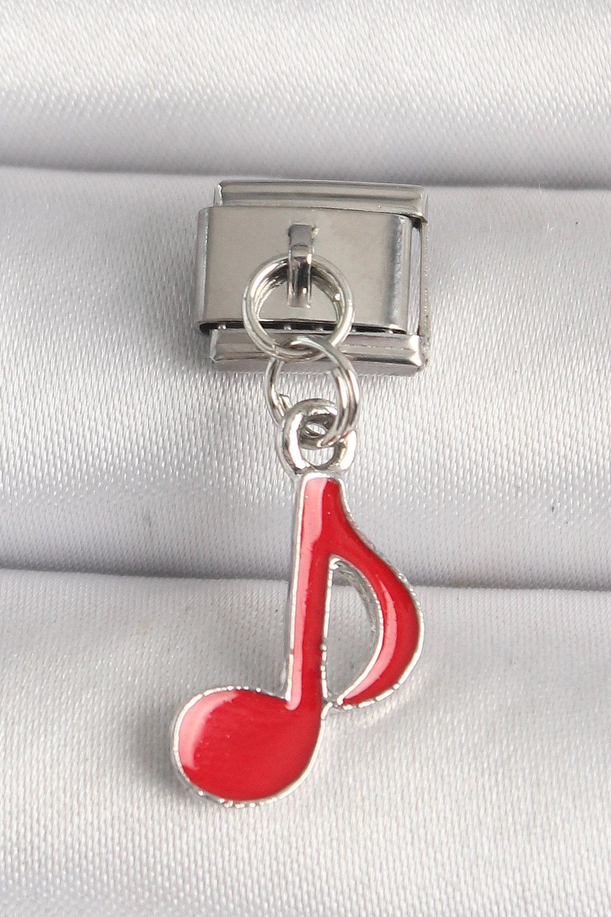 Mey İthalat® 316L Çelik Gümüş Renk Kırmızı Müzik Nota Model Nomination Charm