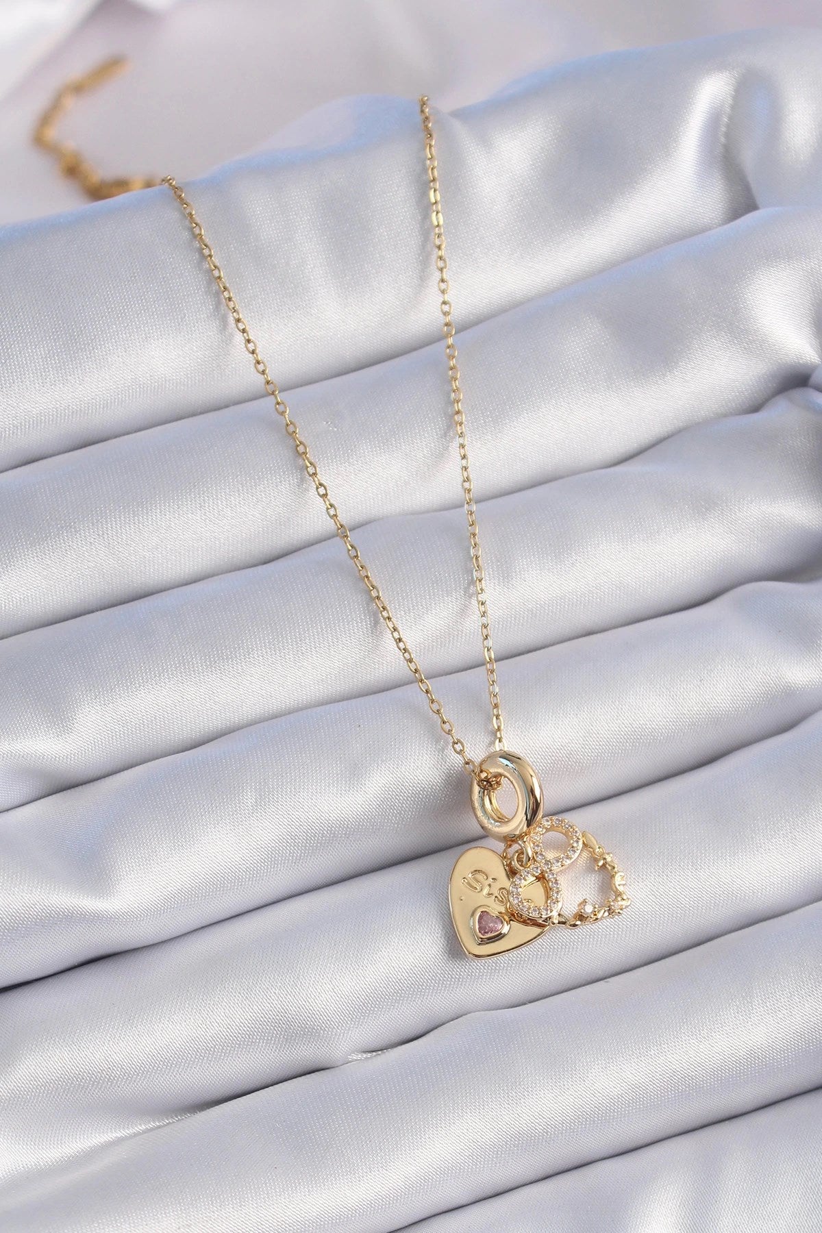 Mey İthalat® 316L Çelik Gold Renk Zirkon Taşlı Sonsuzluk Kalp Figür Charm Model Kadın Kolye