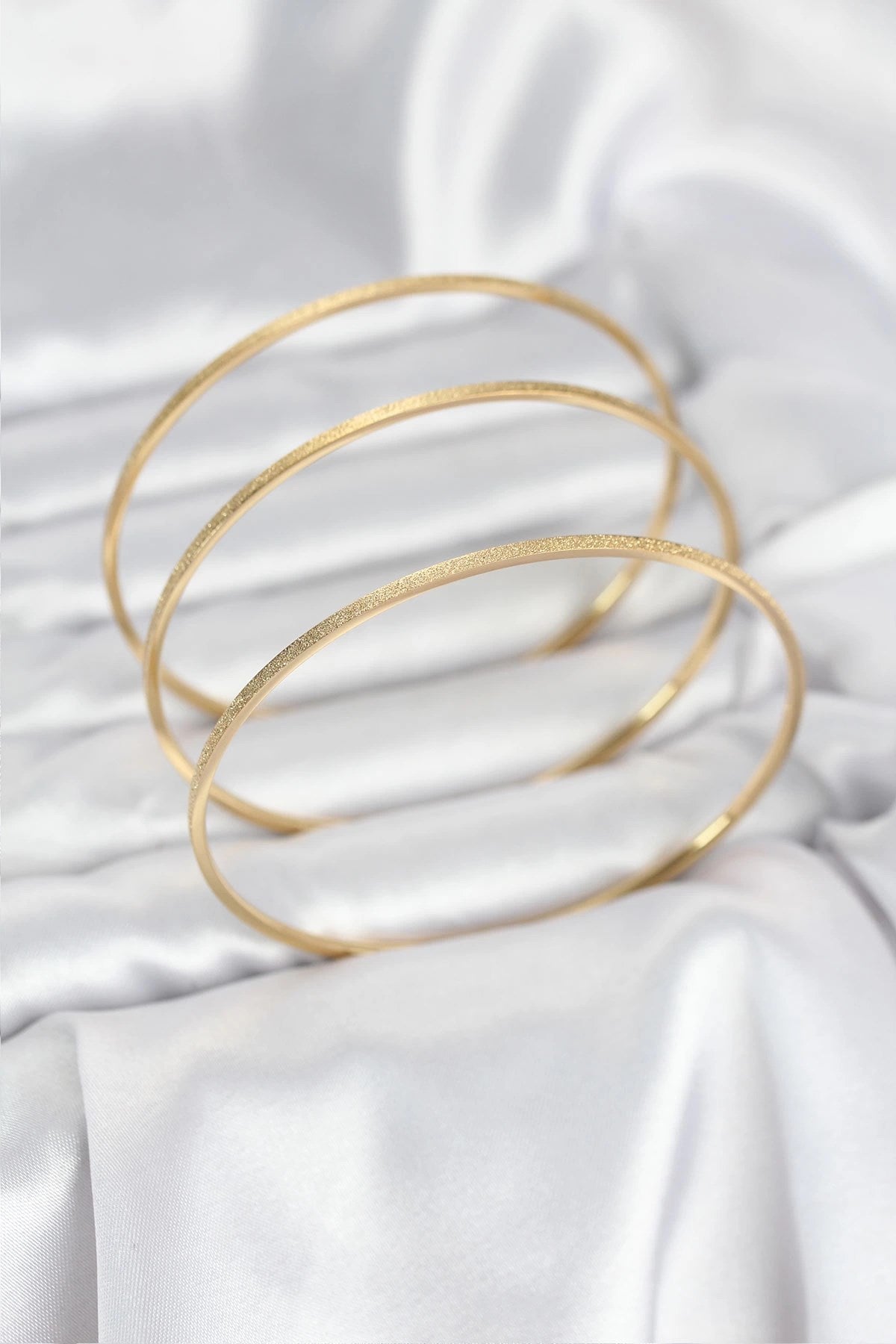 Mey İthalat® 316L Çelik Gold Renk Simli Model Ajda 65 mm Kadın Bileklik