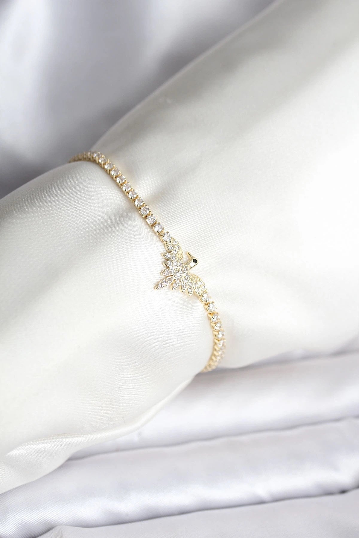 Mey İthalat® Anka Kuşu Model Zirkon Taşlı Gold Renk Pirinç Su Yolu Kadın Bileklik