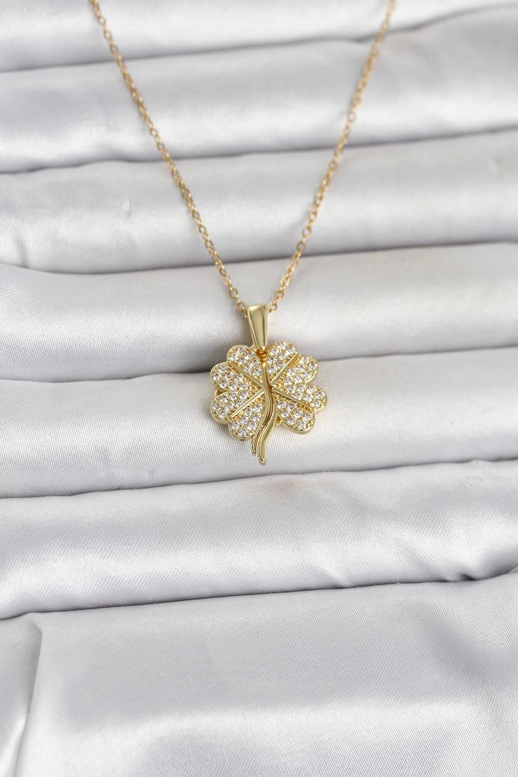 Mey İthalat® 316L Çelik Gold Renk Açılabilir Yonca Model Zirkon Taşlı Kadın Kolye