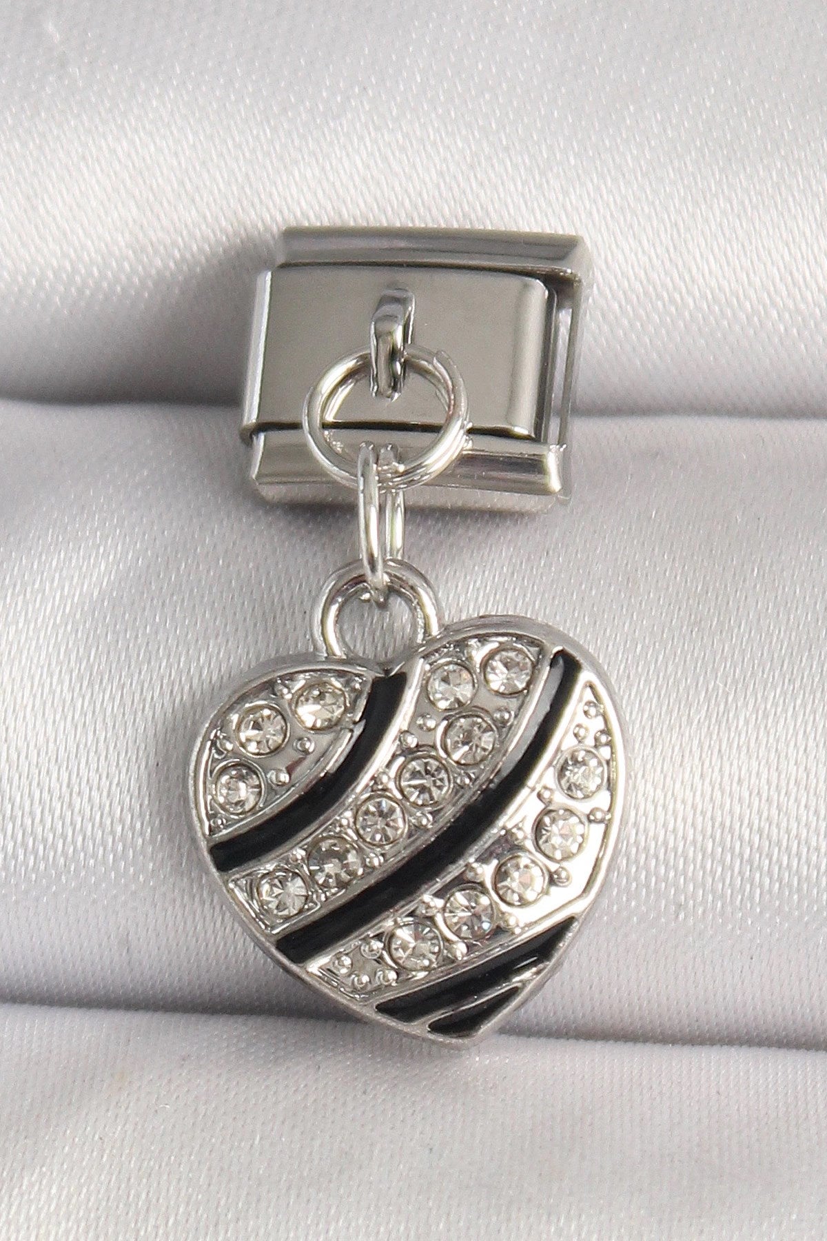 Mey İthalat® 316L Çelik Gümüş Renk Zirkon Taşlı Kalp Model Nomination Charm