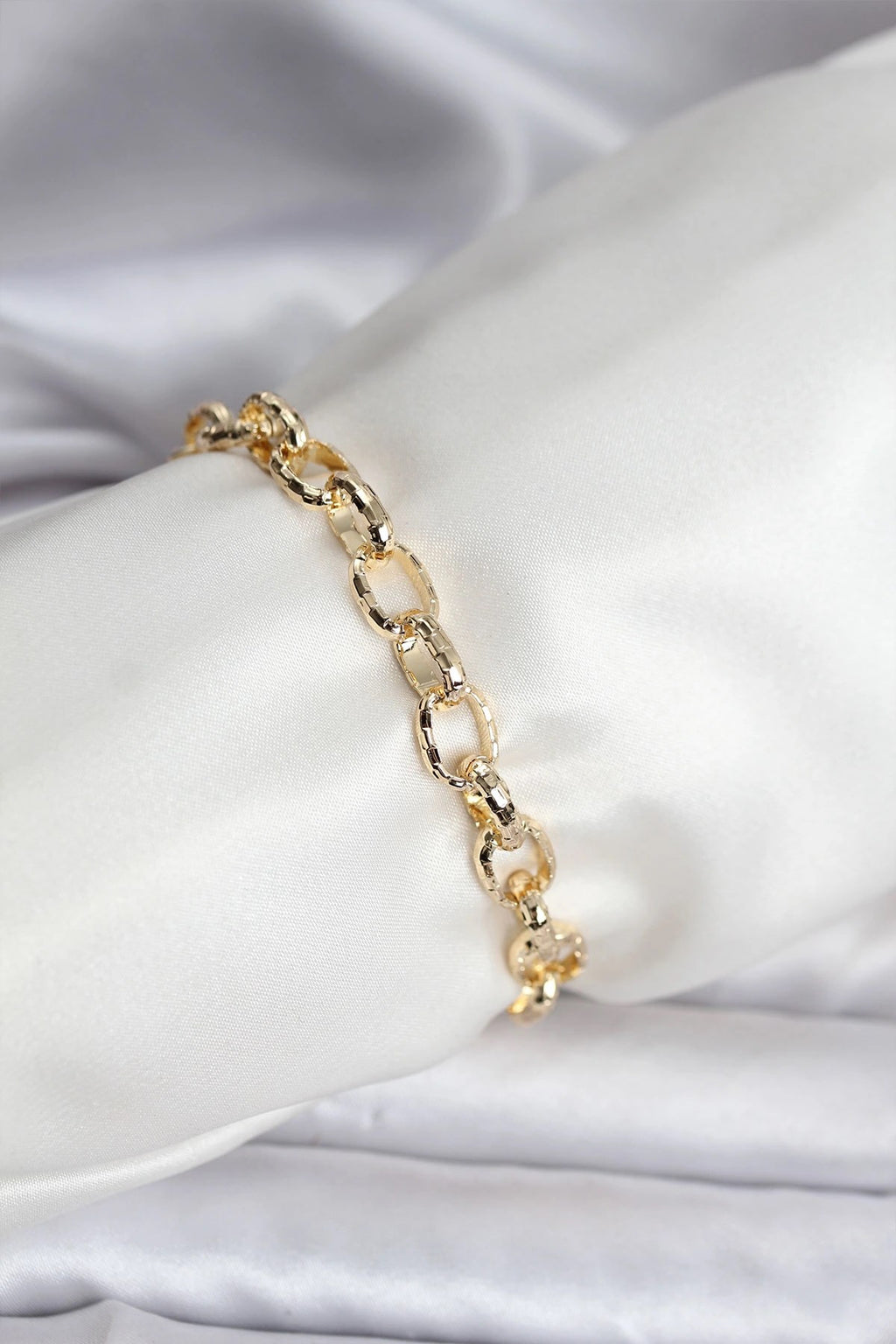 Mey İthalat® 14K Gold Renk Kaplama Lazerli Zincir Model CM Kadın Bileklik