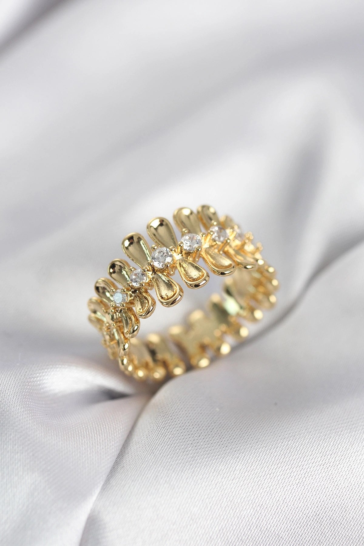 Mey İthalat® Gold Renk Zirkon Taşlı Sıralı Damla Model Kadın Yüzük