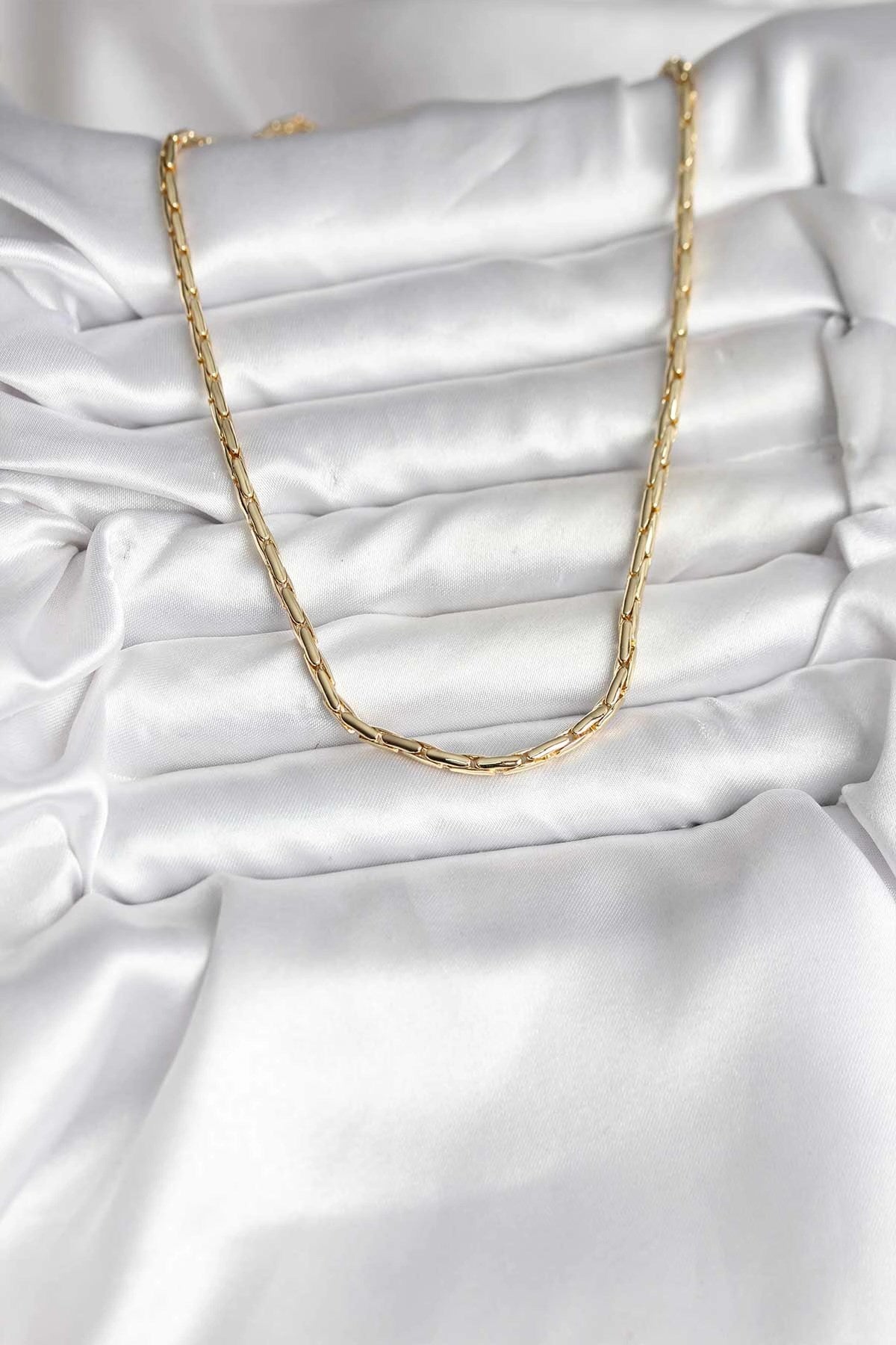 Mey İthalat® 14K Gold Renk Kaplama Model CM Kadın Kolye