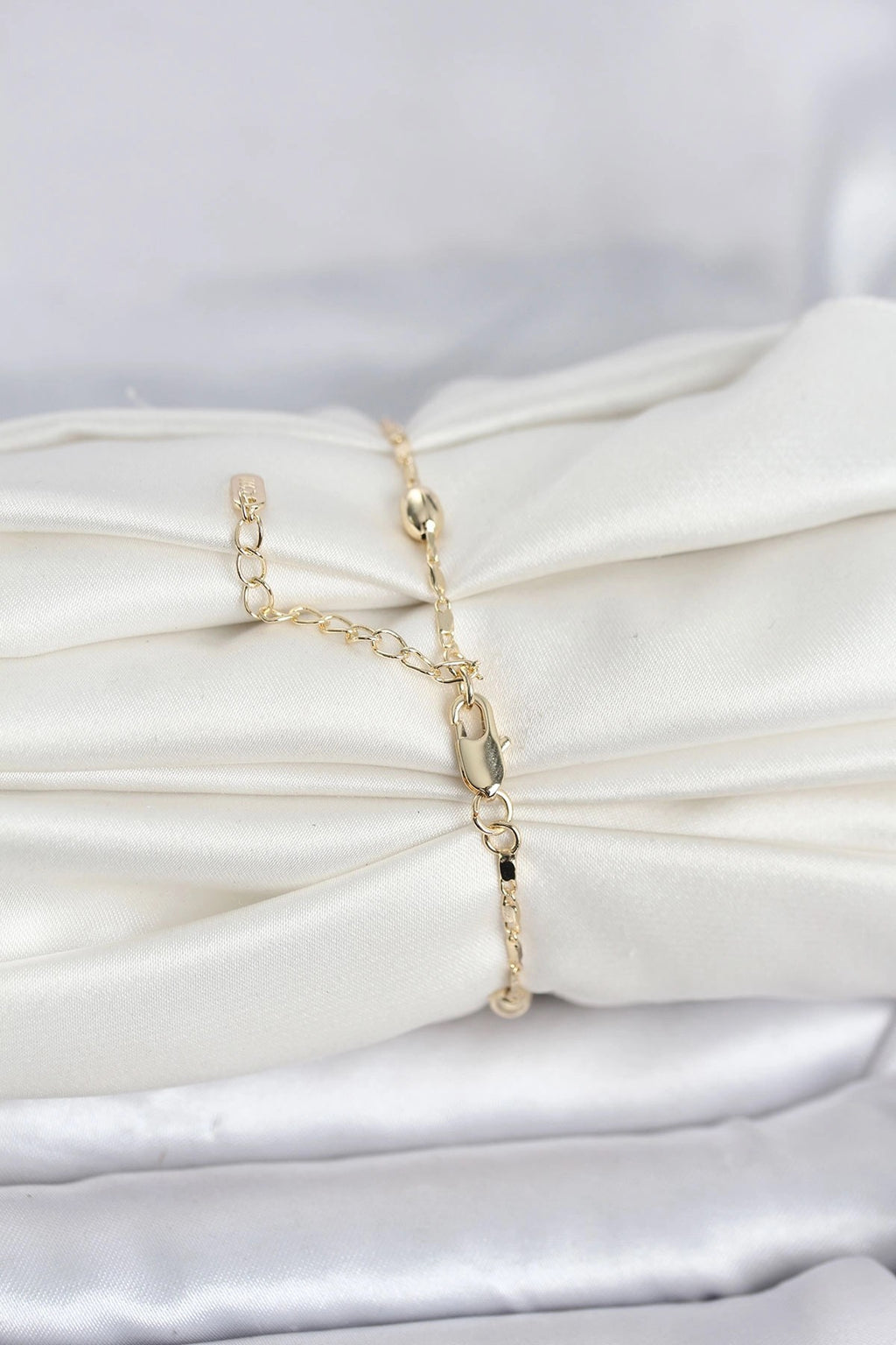 Mey İthalat® CM 14K Gold Renk Damla Topçuk Model Kadın Bileklik