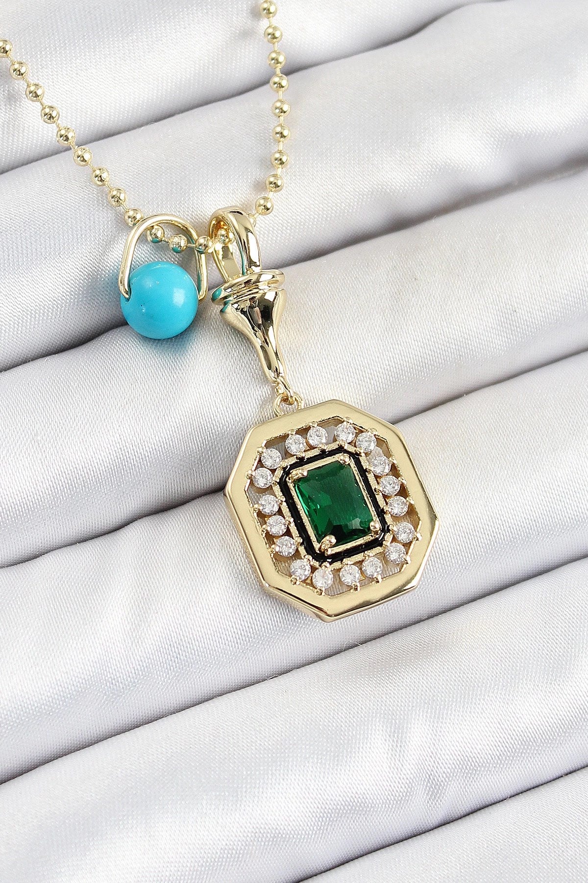 Mey İthalat® Gold Renk Pirinç Zirkon Taşlı Kadın Serenay Kolyesi