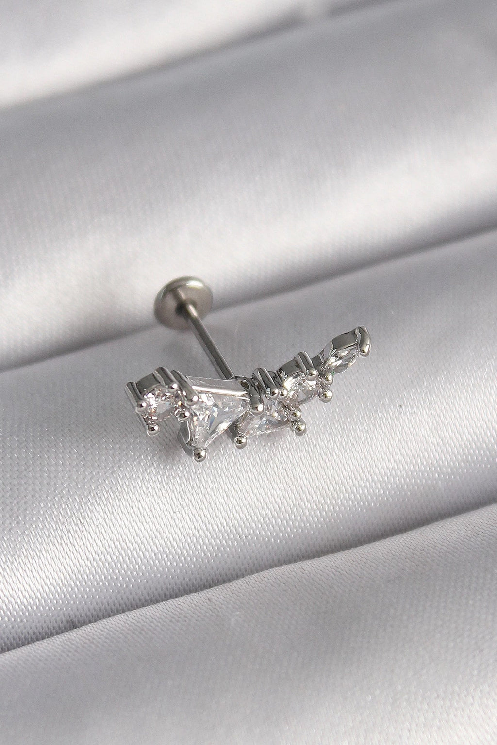 Mey İthalat® 316L Çelik Gümüş Renk Zirkon Taşlı Tragus Piercing