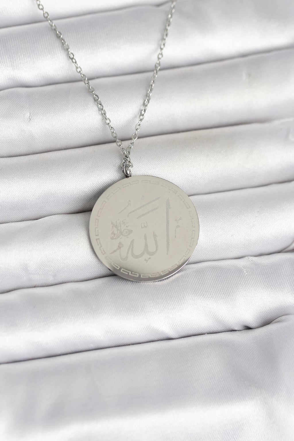 Mey İthalat® 316L Çelik Gümüş Renk Ayetel Kürsi ve Allah Yazılı Kolye