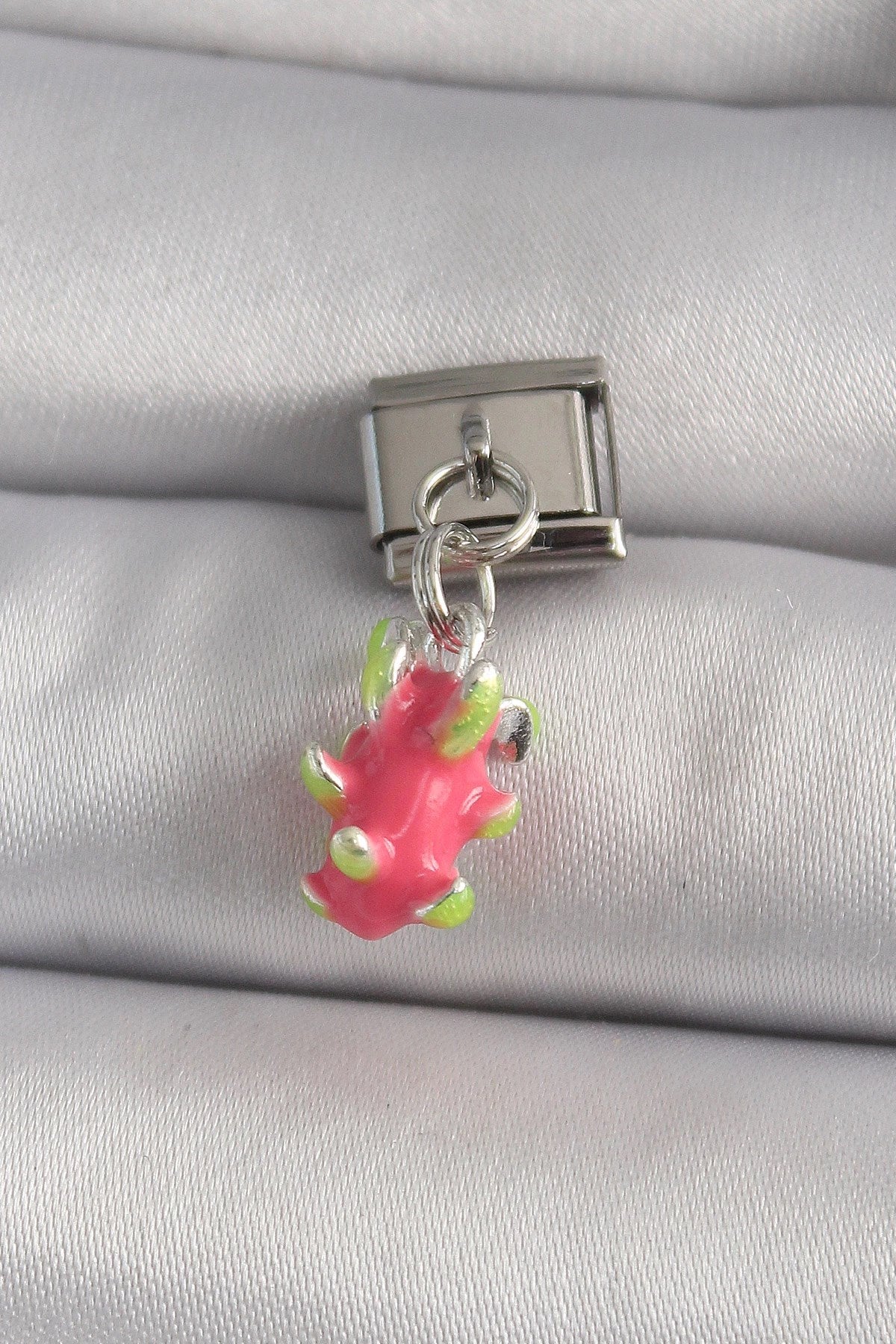 Mey İthalat® 316L Çelik Gümüş Renk Sallantı Ejder Meyvesi Model Nomination Charm