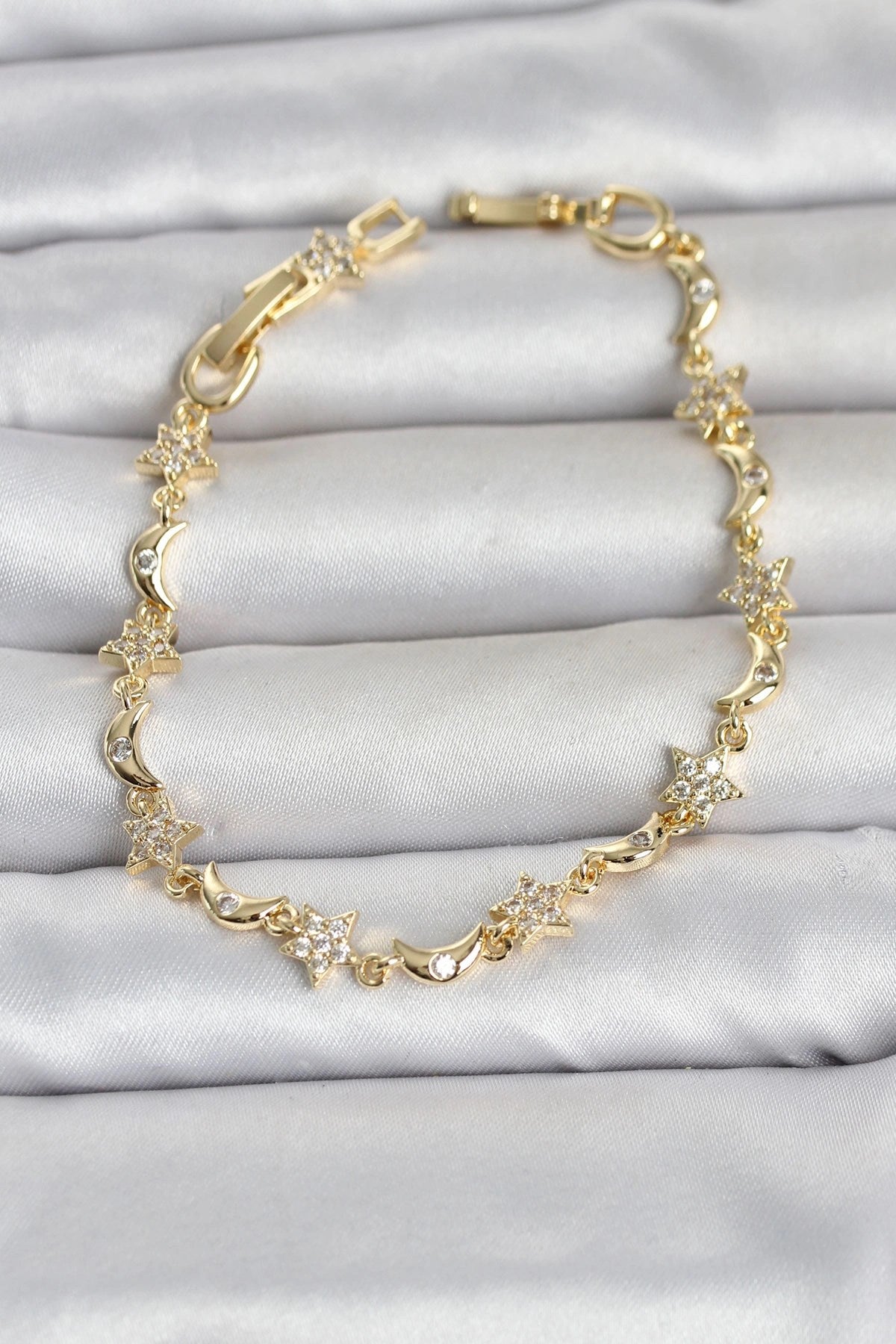 Mey İthalat® Pirinç Gold Renk Zirkon Taşlı Ay ve Yıldız Model Kadın Bileklik
