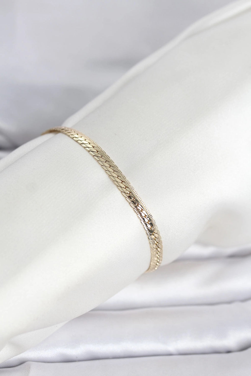 Mey İthalat® CM 14K Gold Renk Lazerli Yassı Zincir Model Kadın Bileklik