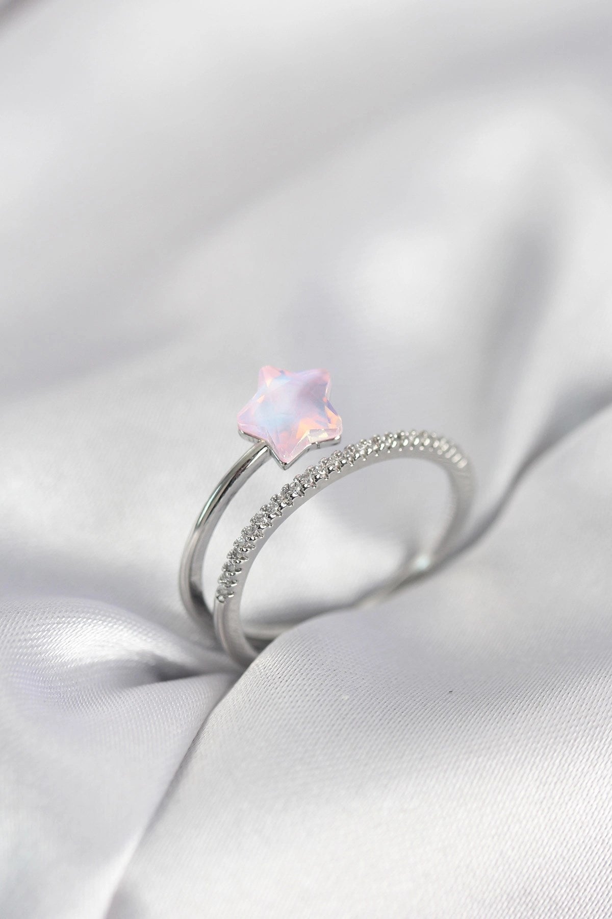 Mey İthalat® Gümüş Renk Zirkon Taşlı Pembe Halley Model Kadın Yüzük