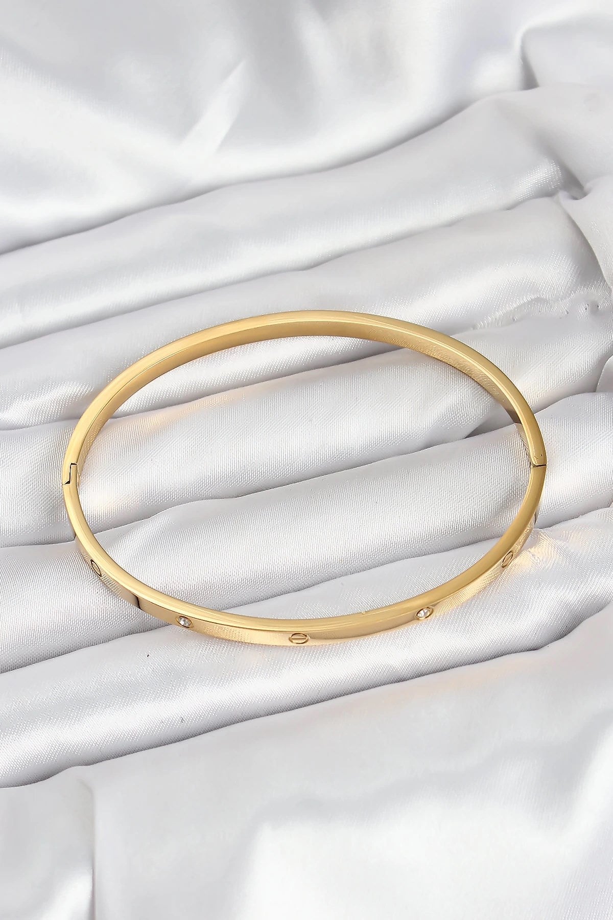 Mey İthalat® 316L Çelik Gold Renk Zirkon Taşlı 65 mm İnce Kadın Kelepçe Bileklik