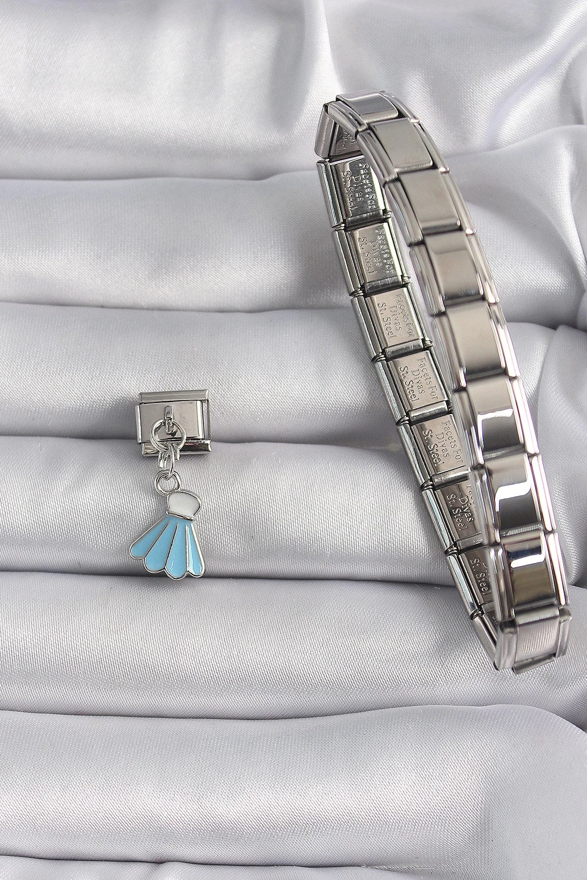 Mey İthalat® 316L Çelik Gümüş Renk Mavi Renk Sallantı Elbise Model Nomination Charm