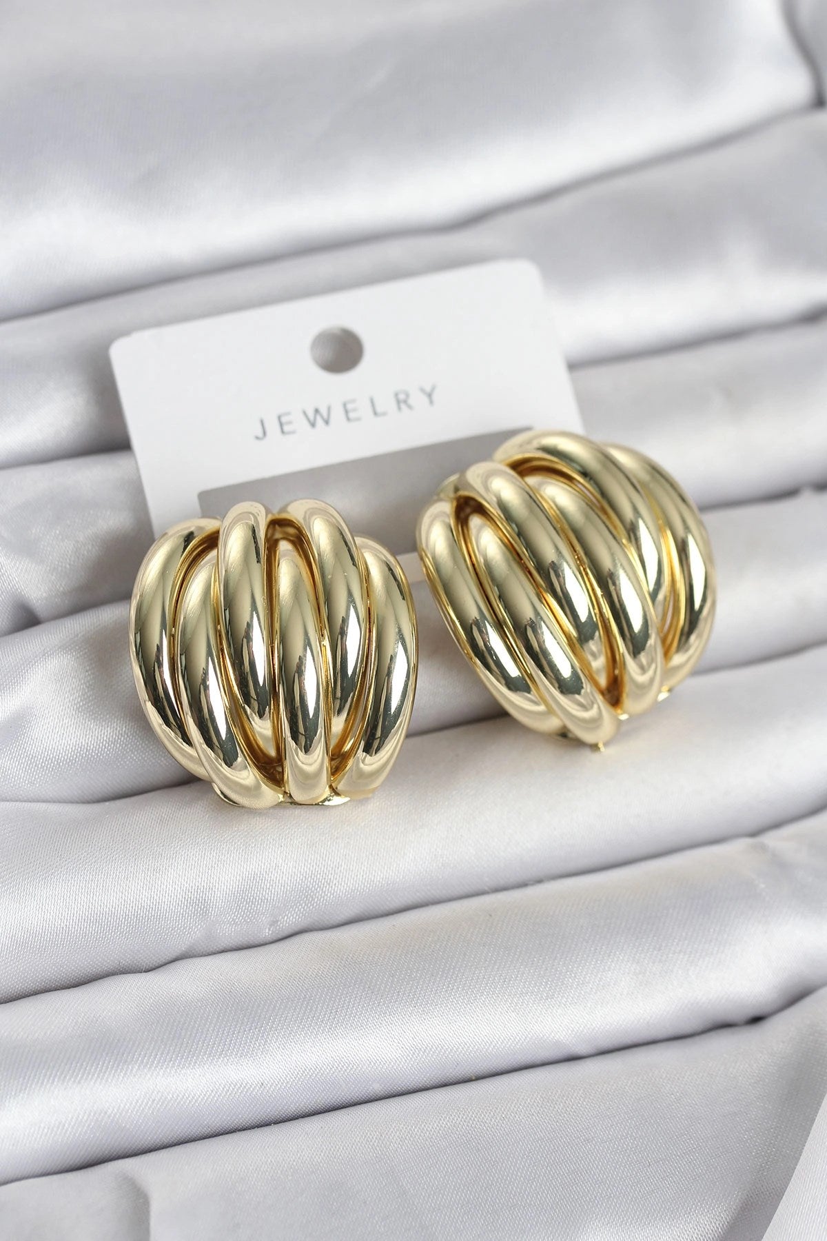 Mey İthalat® Pirinç Gold Renk Vintage Kadın Küpe