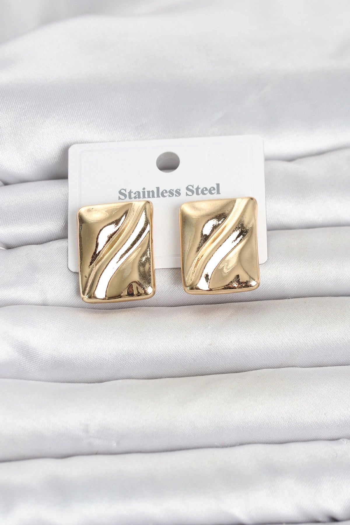 Mey İthalat® 316L Çelik Gold Renk Plaka Model Kadın Küpe