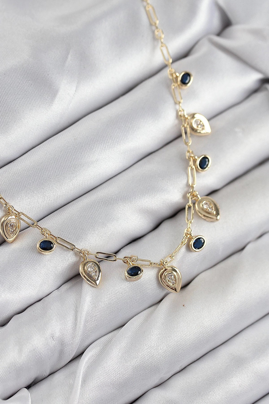 Mey İthalat® Pirinç Zirkon Taşlı Sallantılı Damla Model Gold Renk Kadın Kolye
